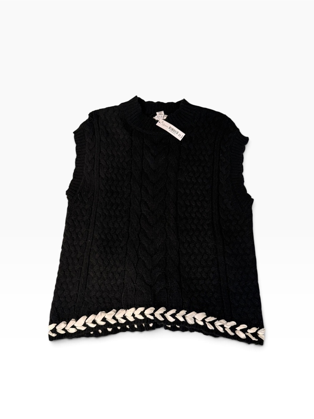 Anna & Ava Black Cable Knit Sleeveless Sweater with White Braid Hem S/M NWT